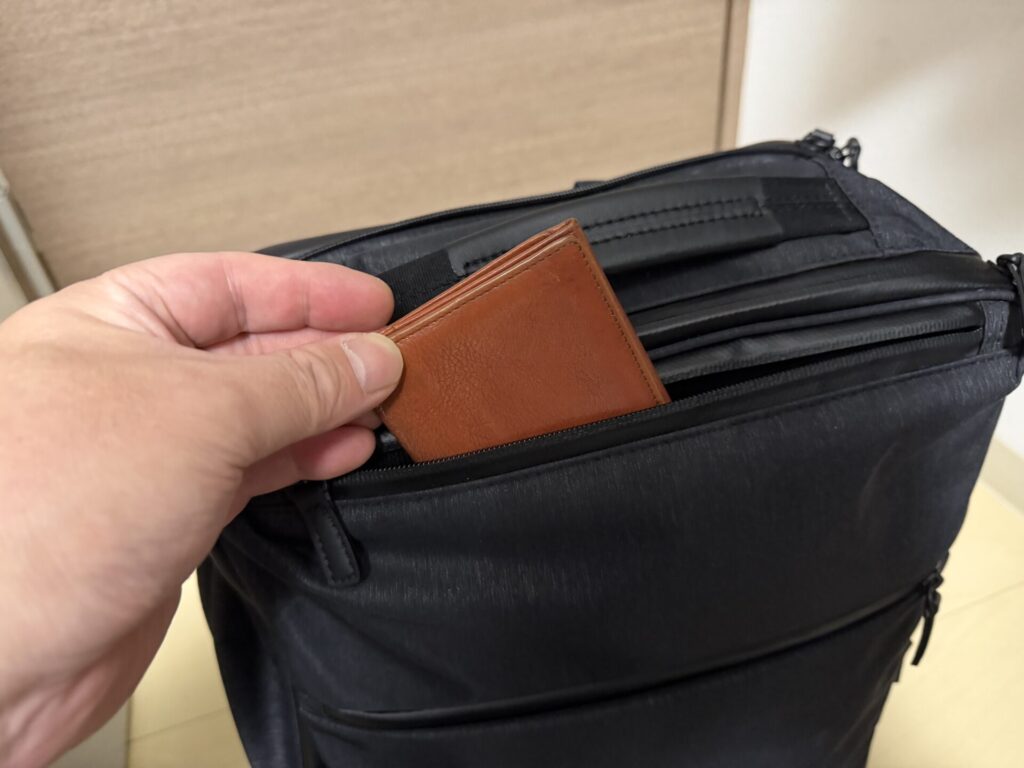 ガジェタブルヘザー2 前面上部ポケット