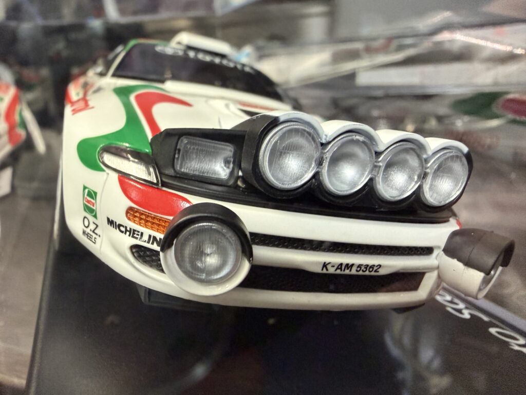 ミニッツ セリカ オートスケールコレクション フロントから見た様子