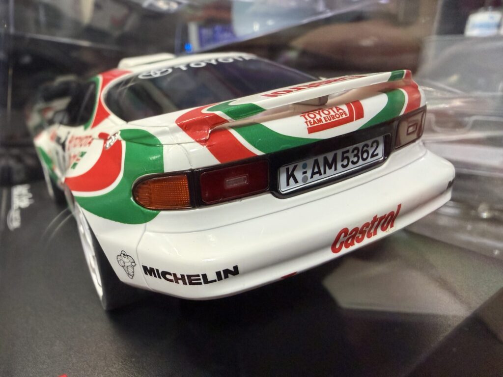 ミニッツ セリカ オートスケールコレクション 後ろからみた様子